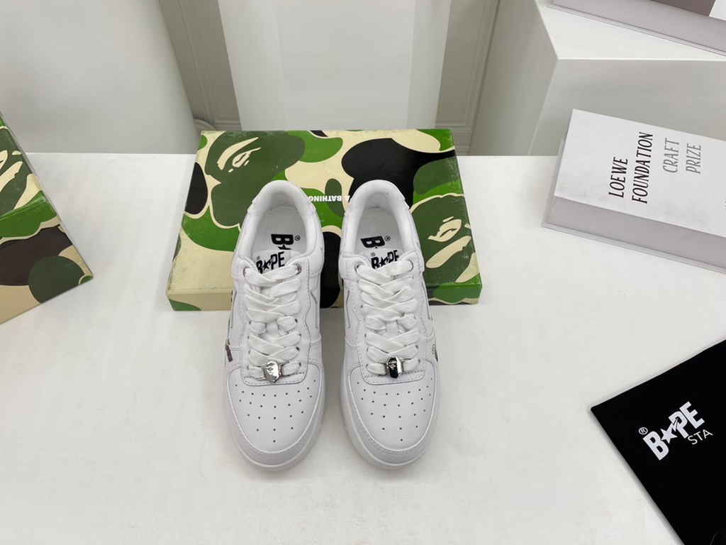 B*APE SNEAKERS